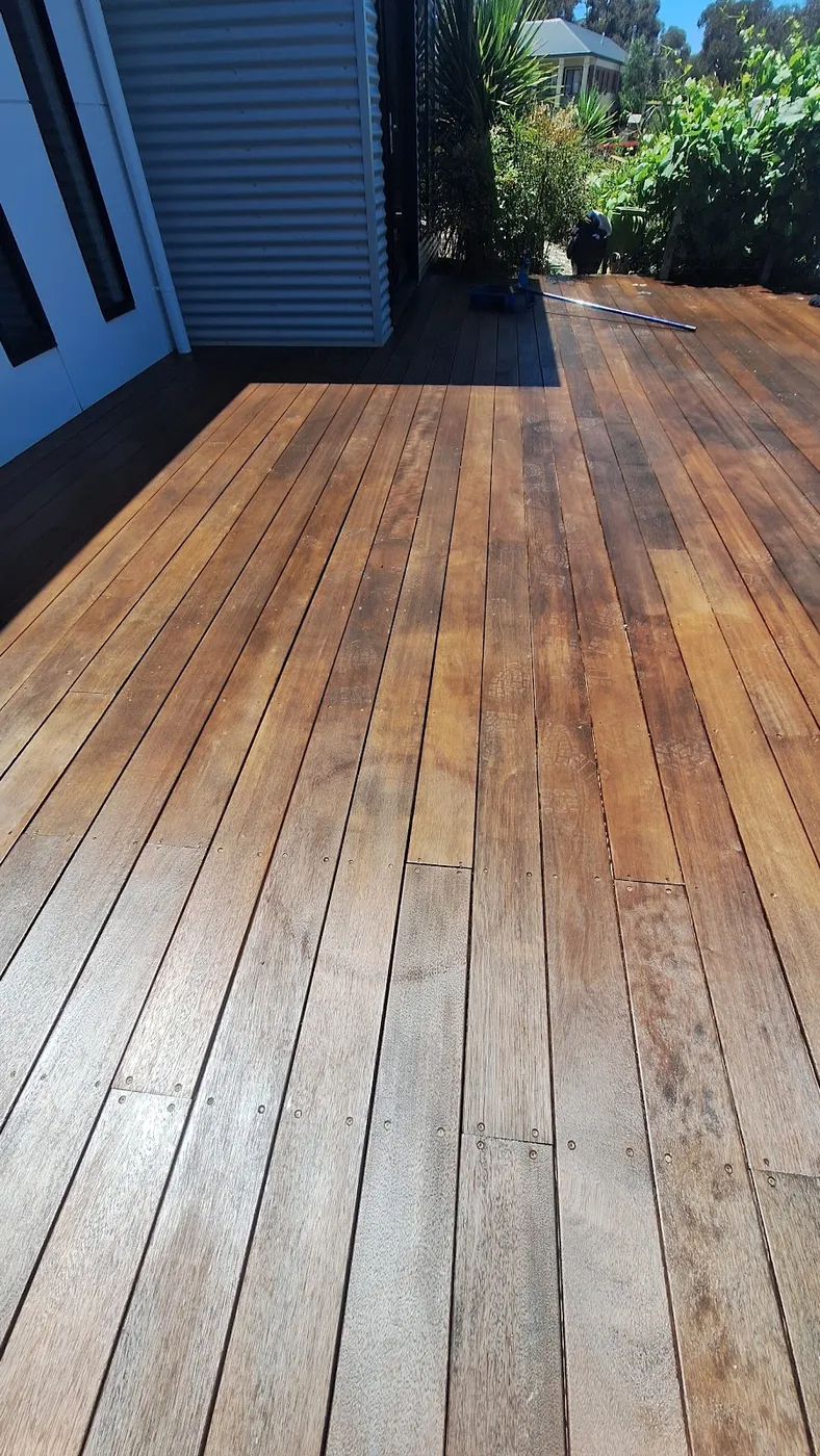 Deck Restoration & Oiling